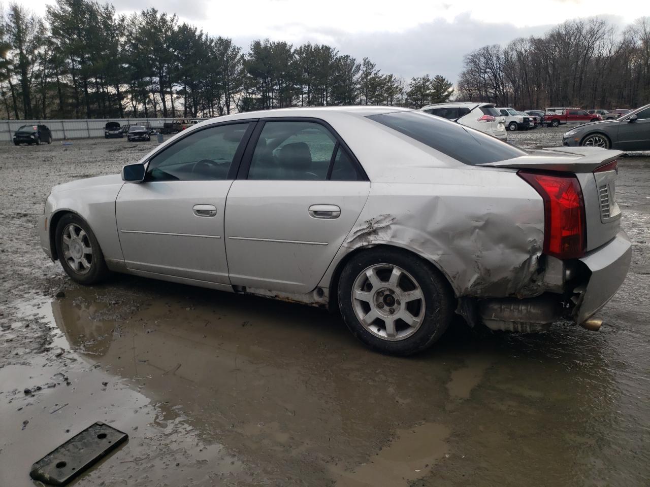 2004 Cadillac CTS - Image 2