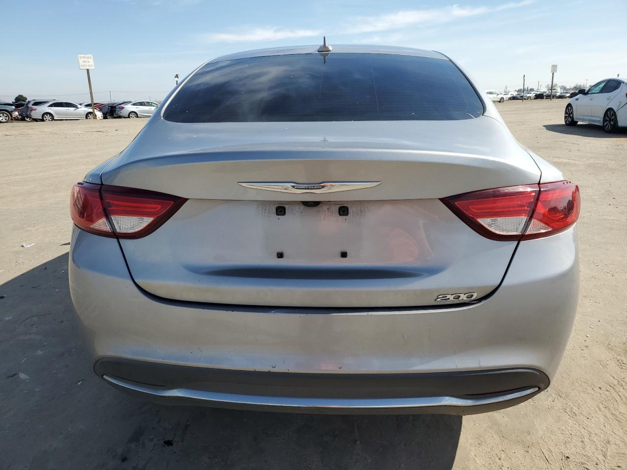 2017 Chrysler 200 - Image 6