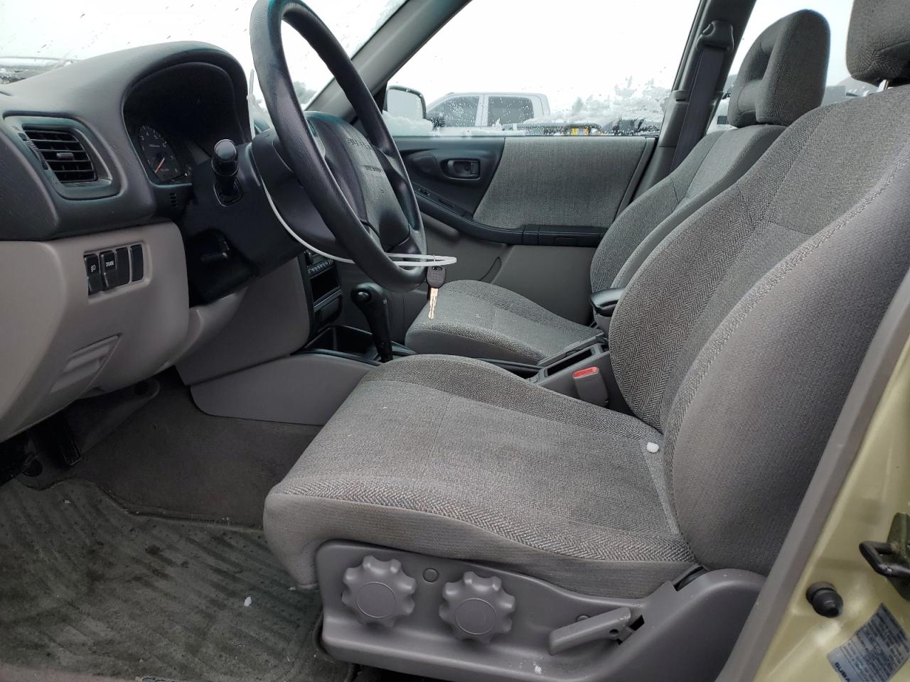 2002 Subaru Forester - Image 7