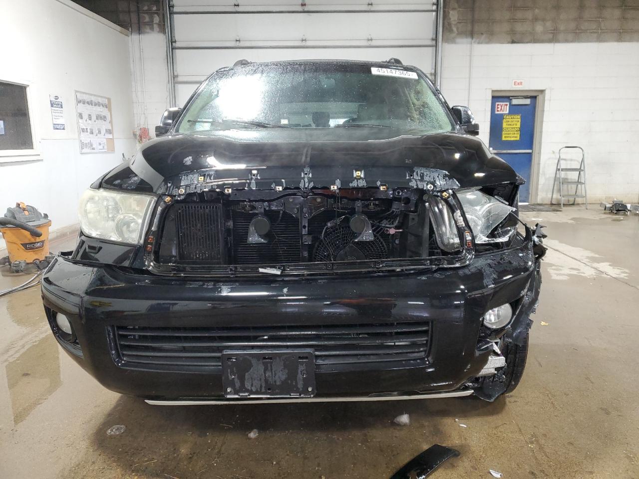 2010 Toyota Sequoia - Image 5