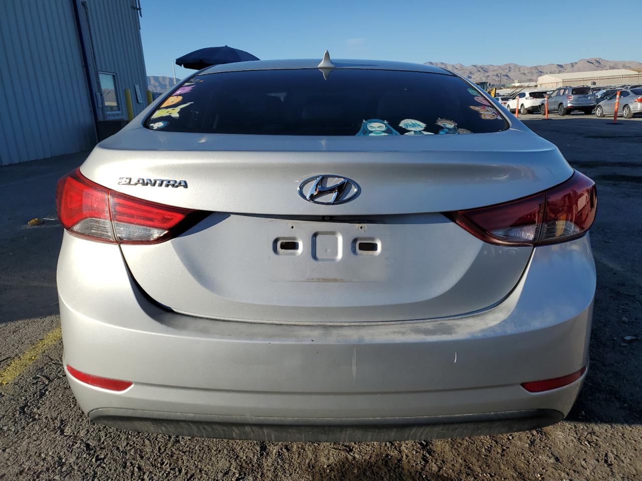 2016 Hyundai Elantra - Image 6