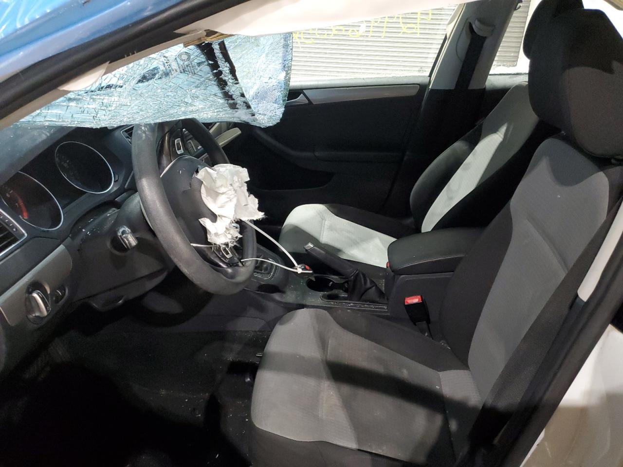 2017 Volkswagen Jetta - Image 7