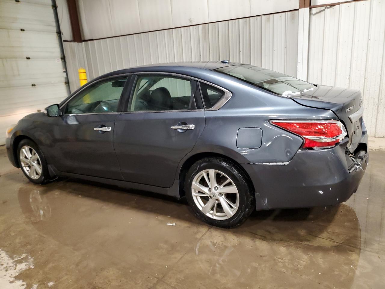 2013 Nissan Altima - Image 2
