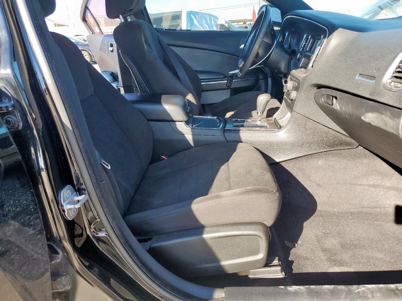 2014 Dodge Charger - Image 7