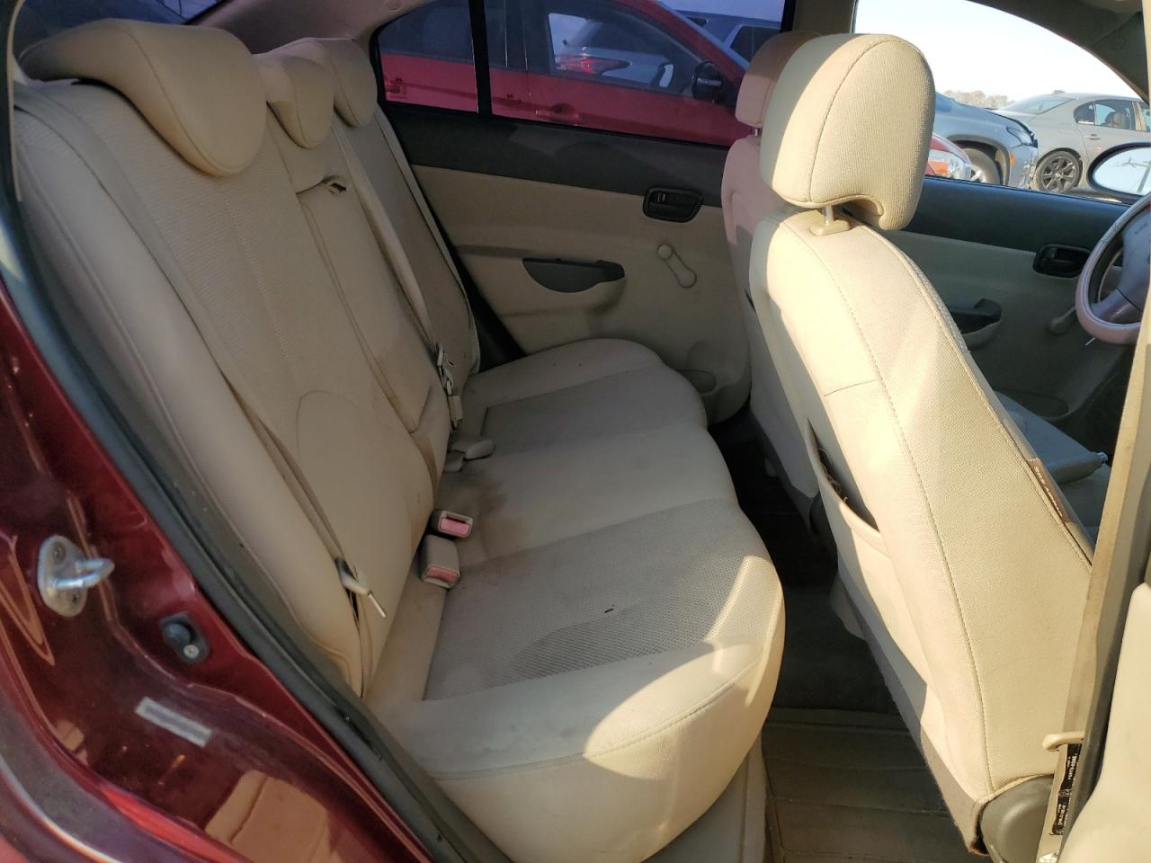 2008 Hyundai Accent - Image 10