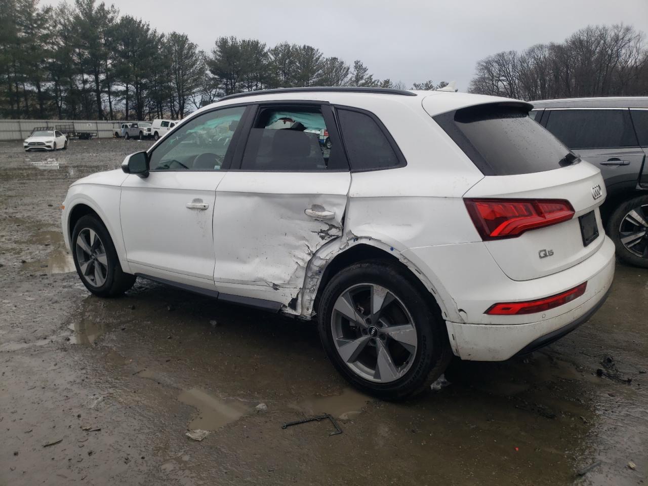 2020 Audi Q5 - Image 2