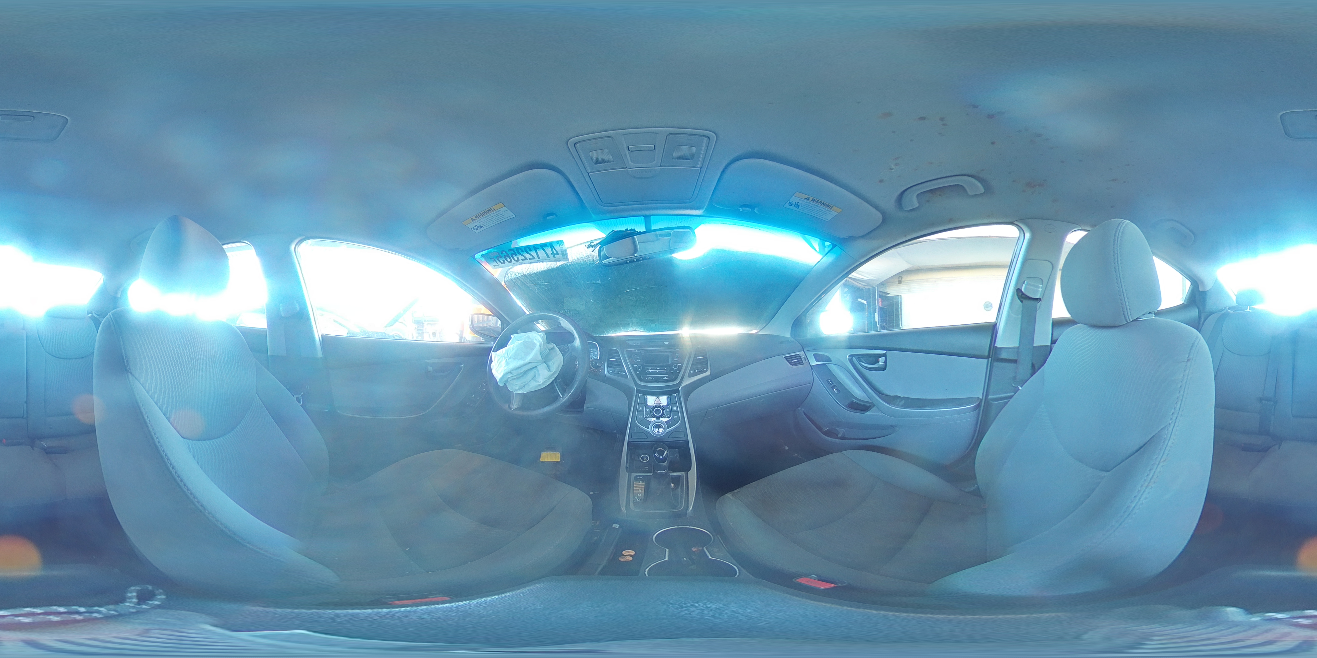 2016 Hyundai Elantra - Image 13