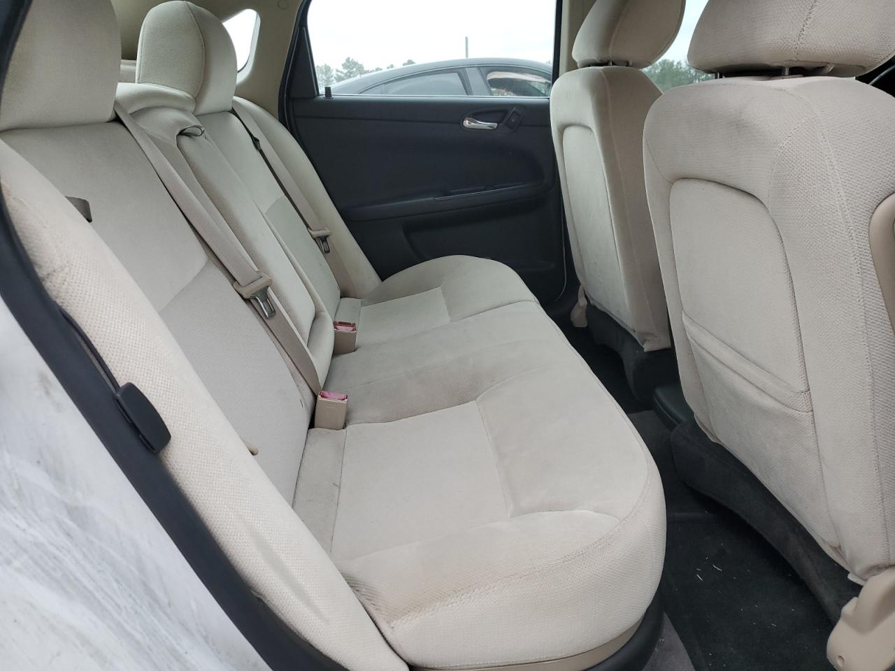 2013 Chevrolet Impala - Image 10