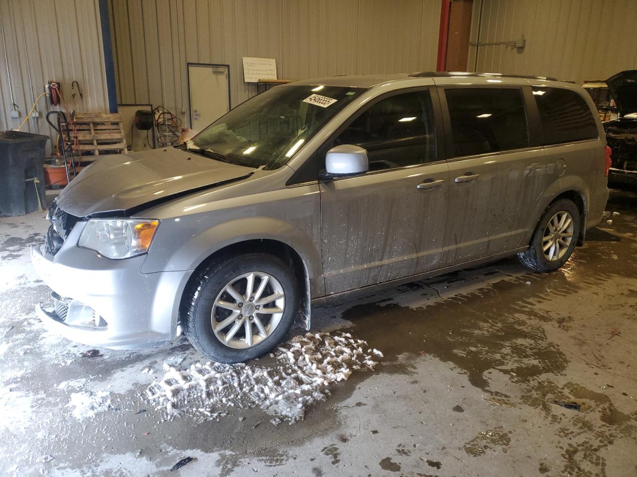 2019 Dodge Caravan - Image 1
