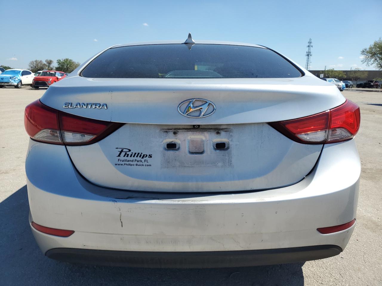 2014 Hyundai Elantra - Image 6
