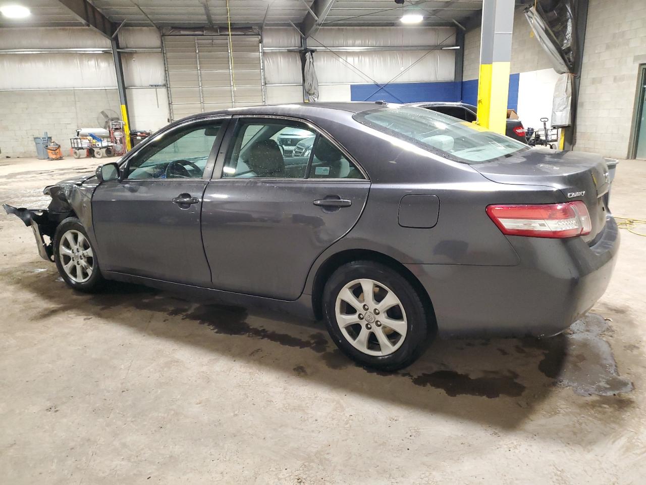 2011 Toyota Camry - Image 2