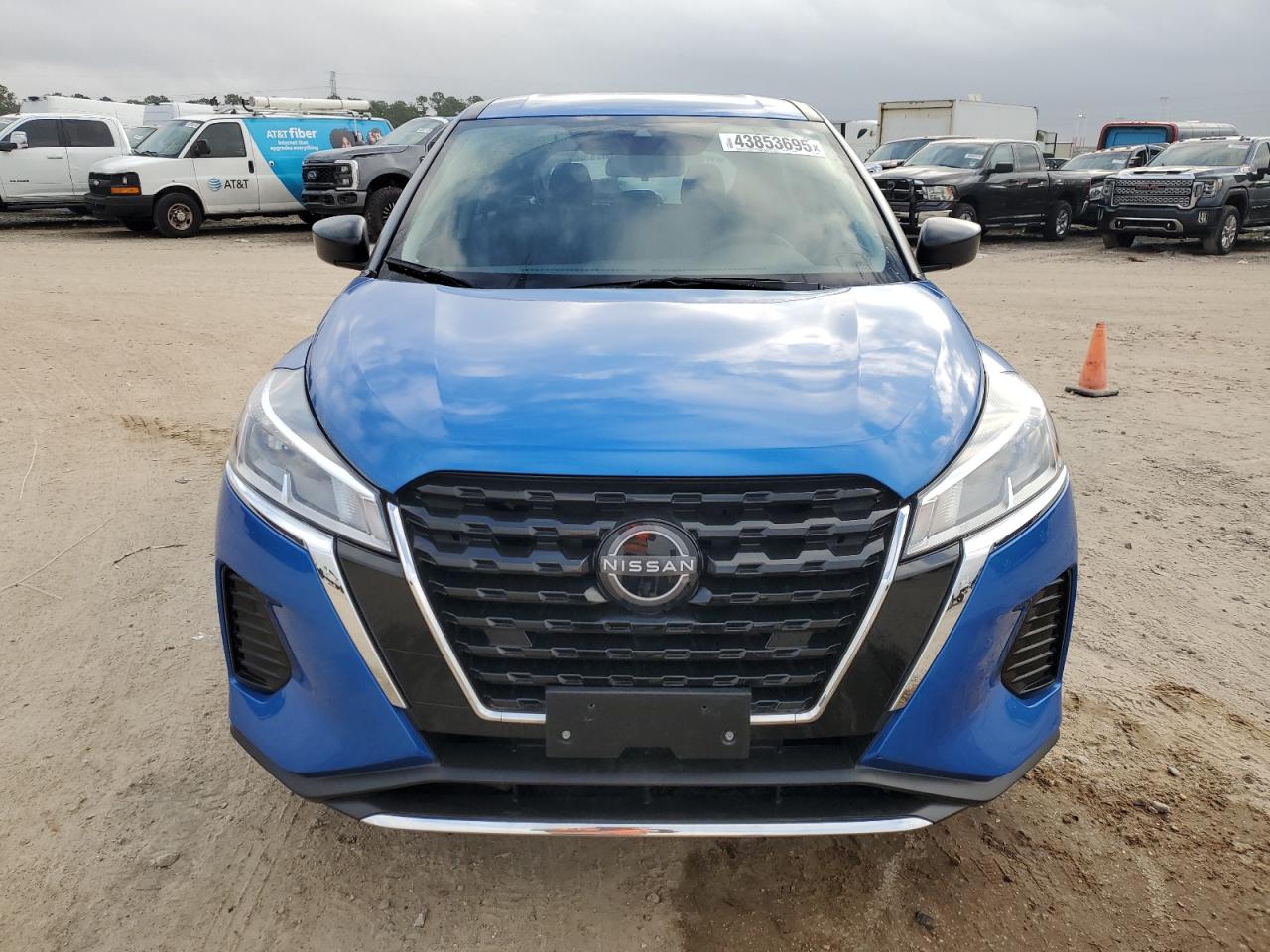 2024 Nissan Kicks - Image 5