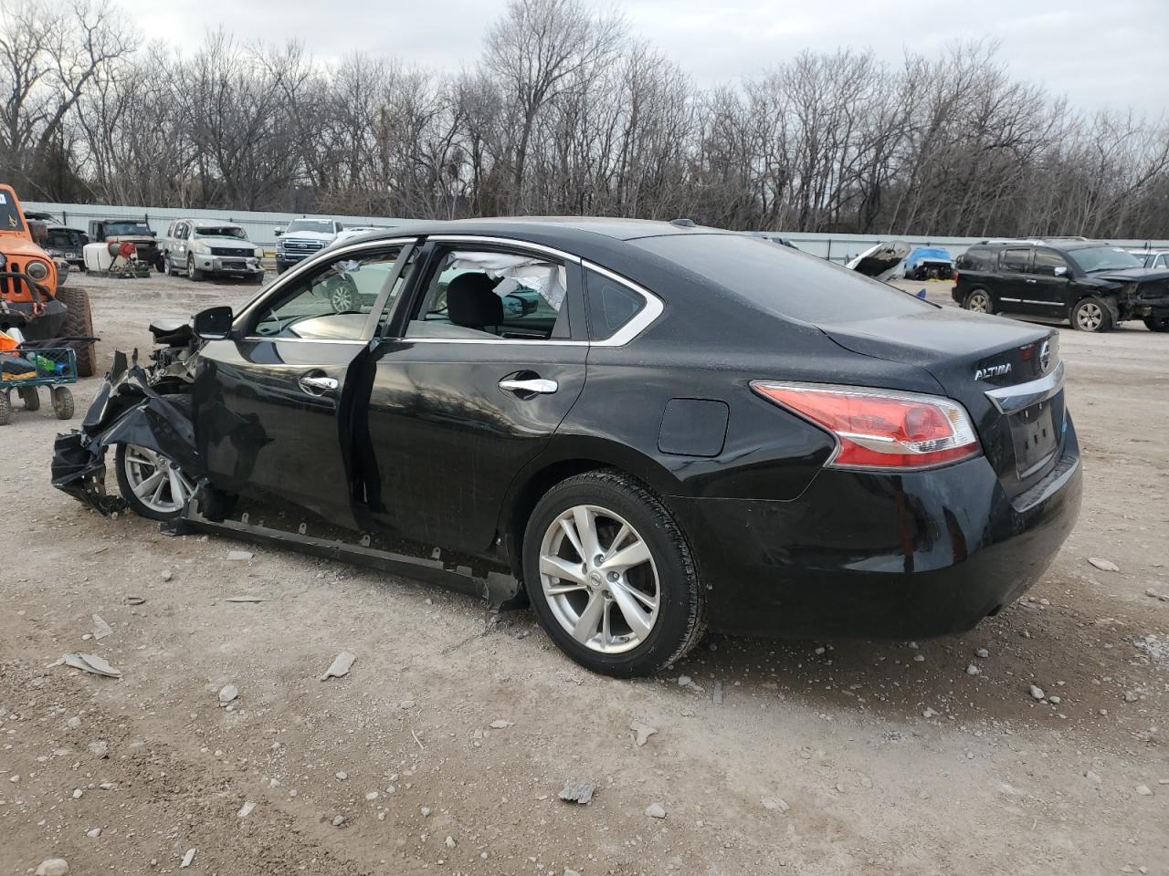 2014 Nissan Altima - Image 2