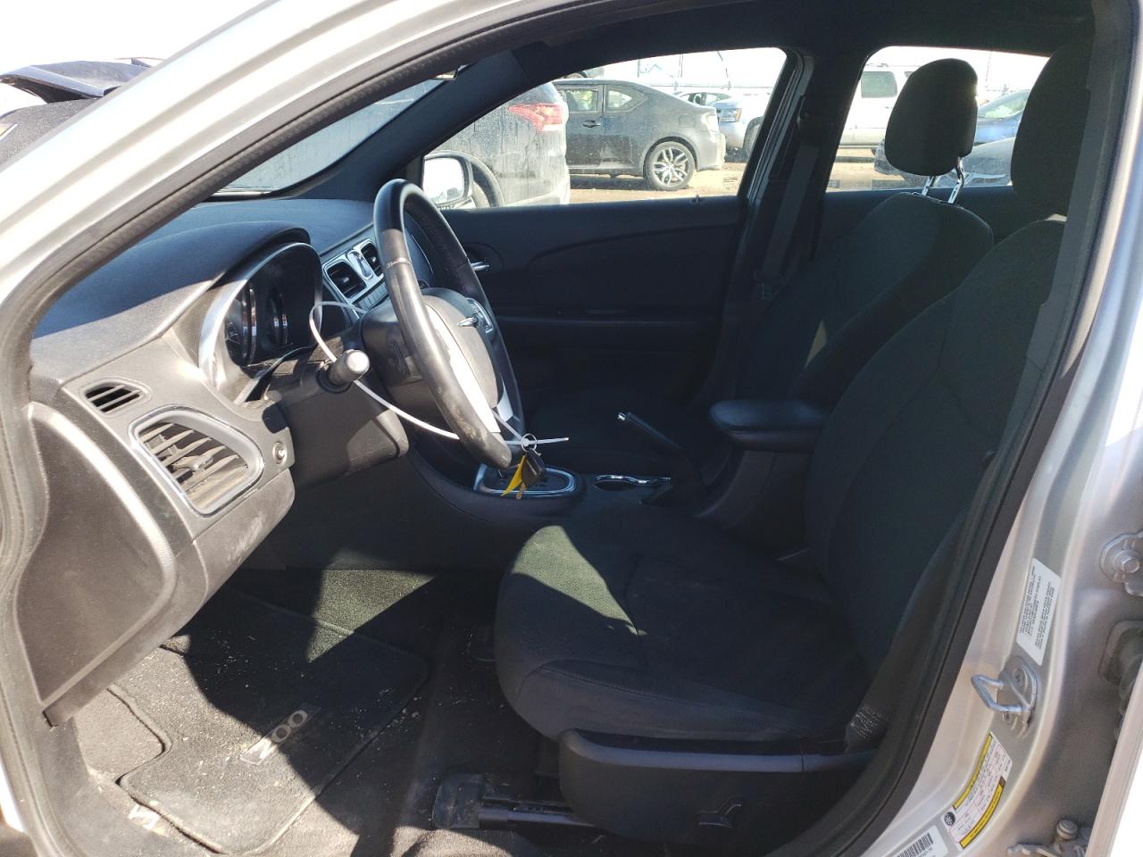 2011 Chrysler 200 - Image 7