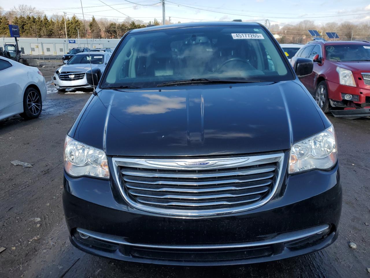 2015 Chrysler Town & Country - Image 5