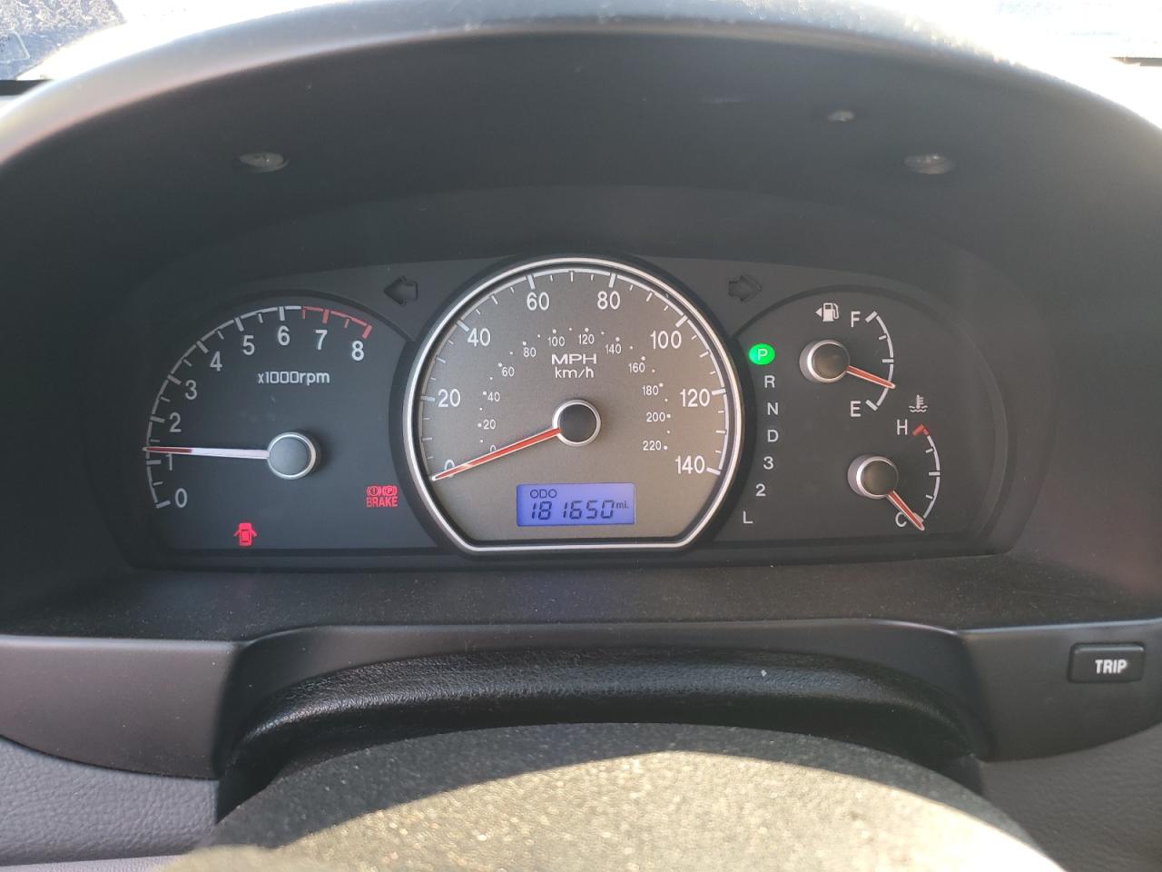 2007 Hyundai Elantra - Image 9
