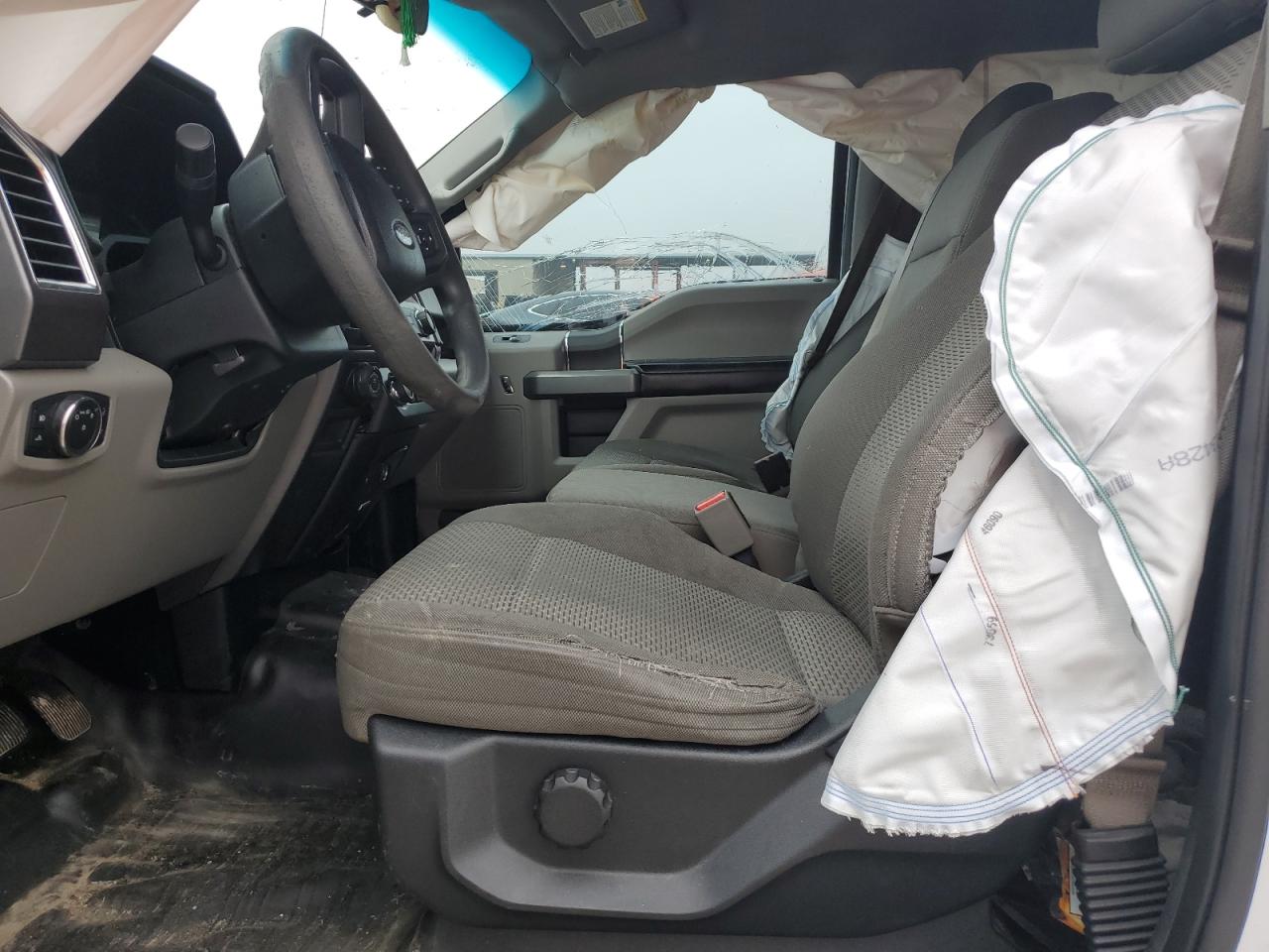 2016 Ford F150 Supercrew VIN: 1FTEW1CFXGKF33661 Lot: 44399895