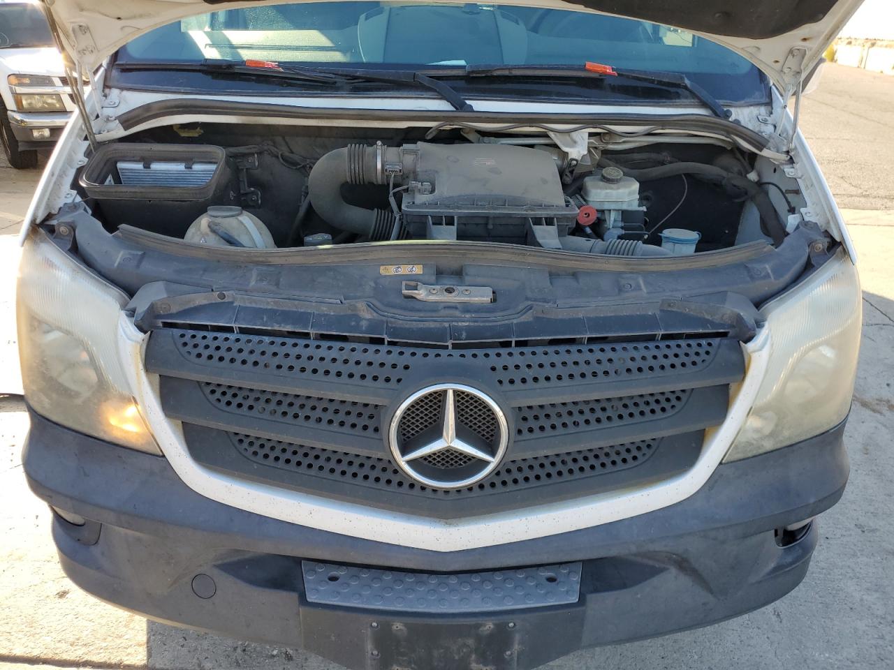 2017 Mercedes-Benz Sprinter - Image 12