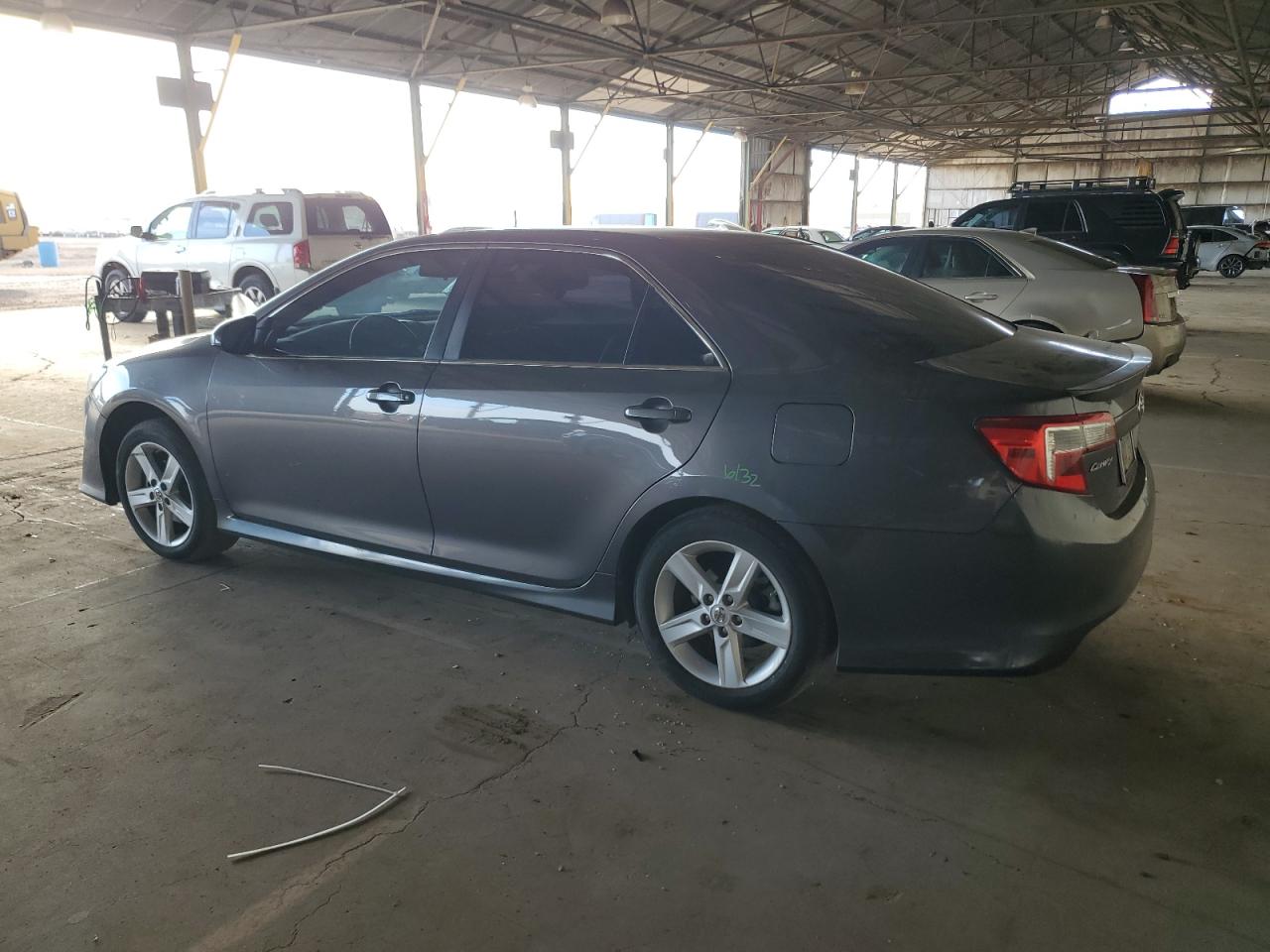 2014 Toyota Camry - Image 2