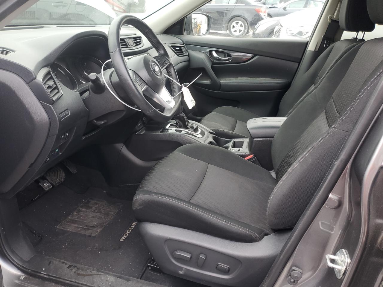 2018 Nissan Rogue - Image 7