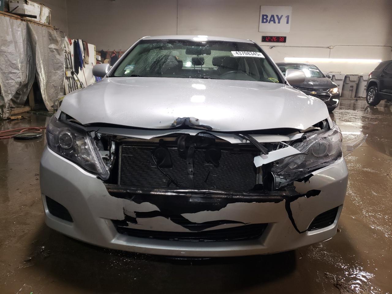 2011 Toyota Camry - Image 5