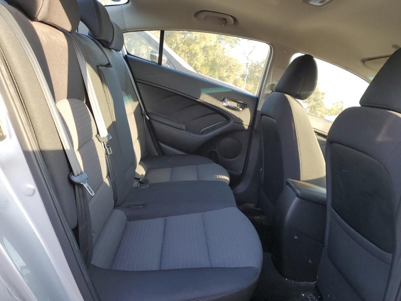 2014 Kia Forte - Image 11