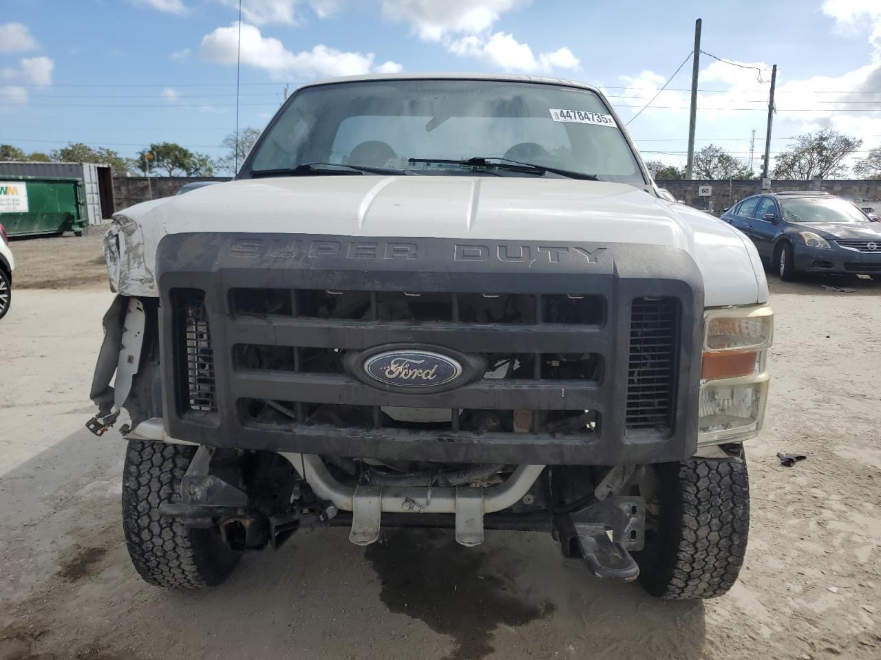 2009 Ford F250 - Image 5