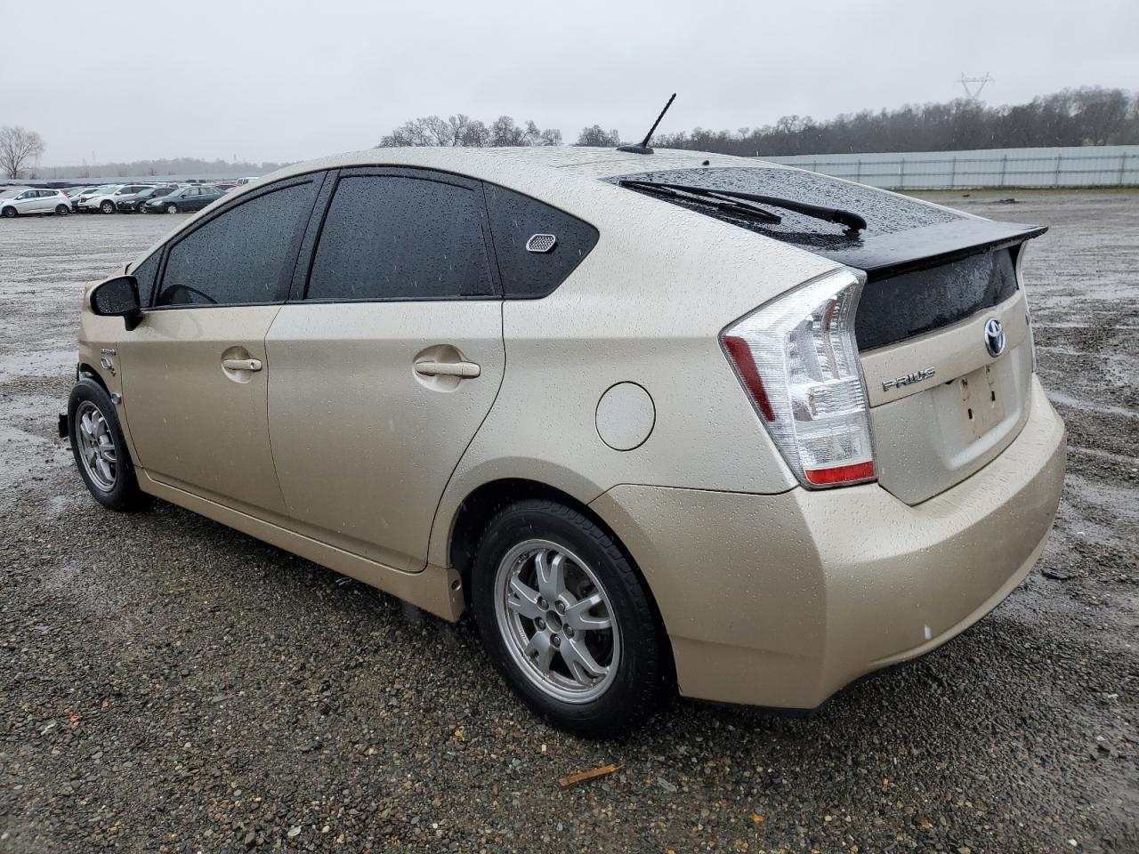 2010 Toyota Prius - Image 2