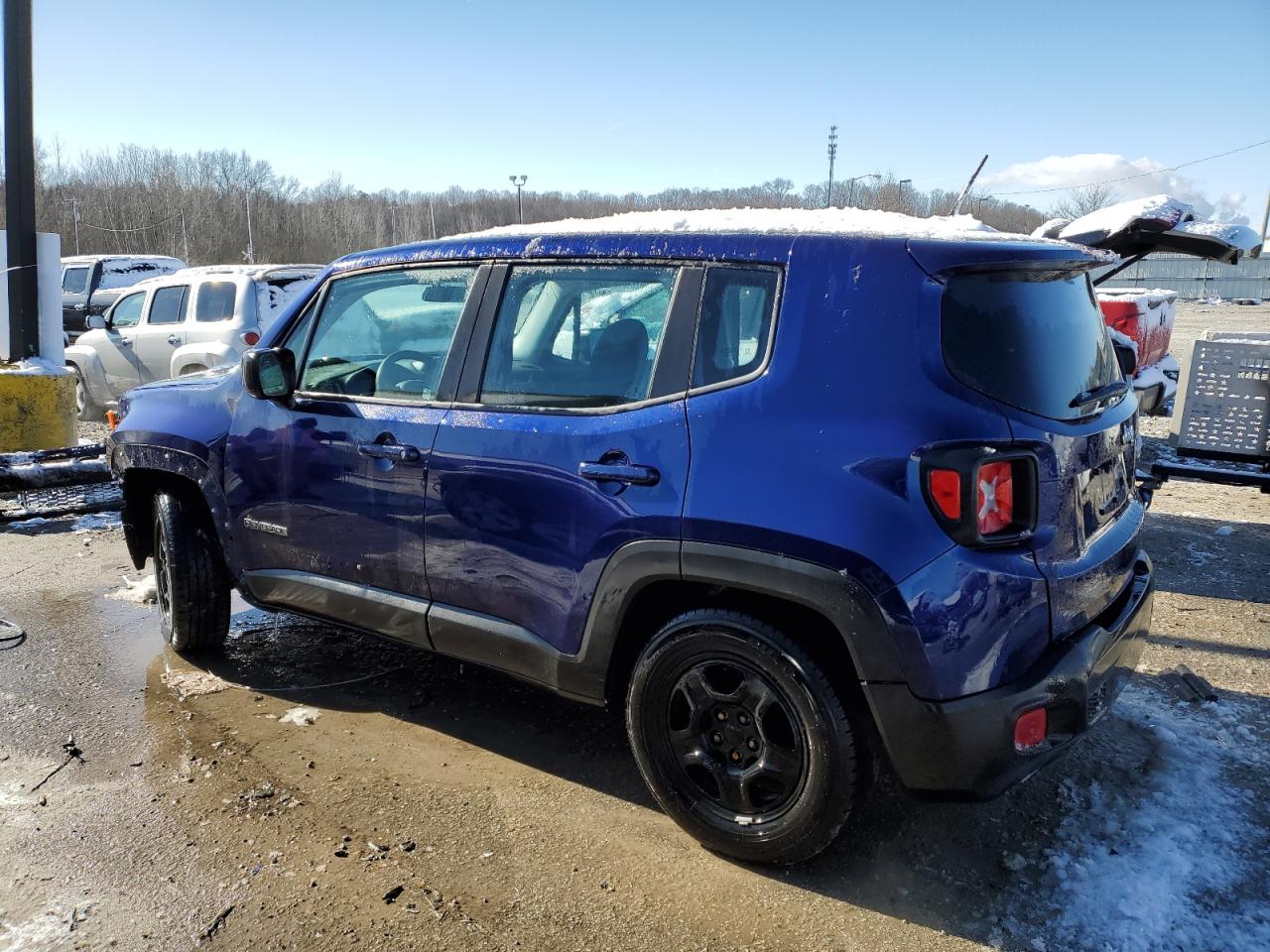 2017 Jeep Renegade - Image 2