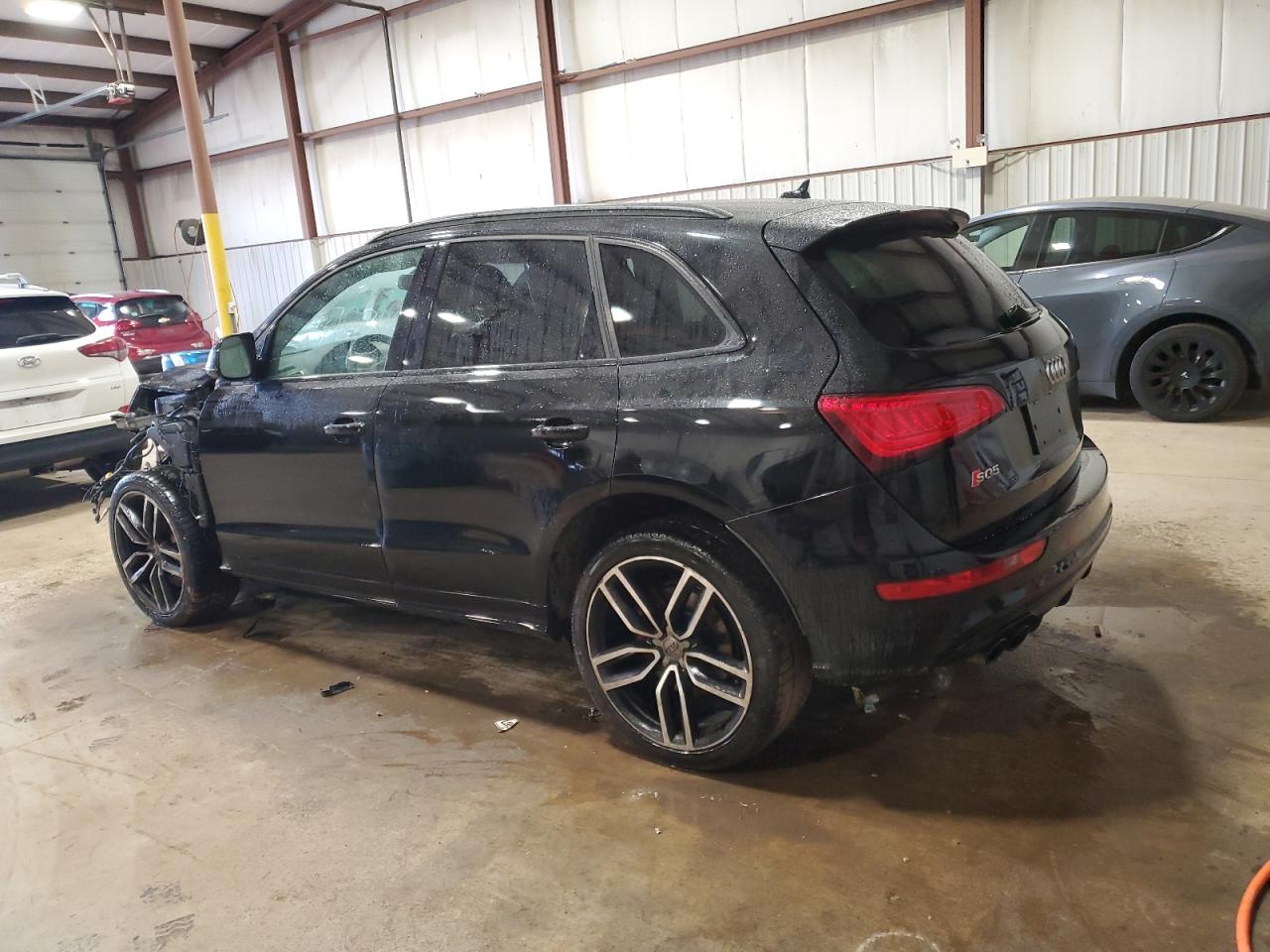 2017 Audi SQ5 - Image 2