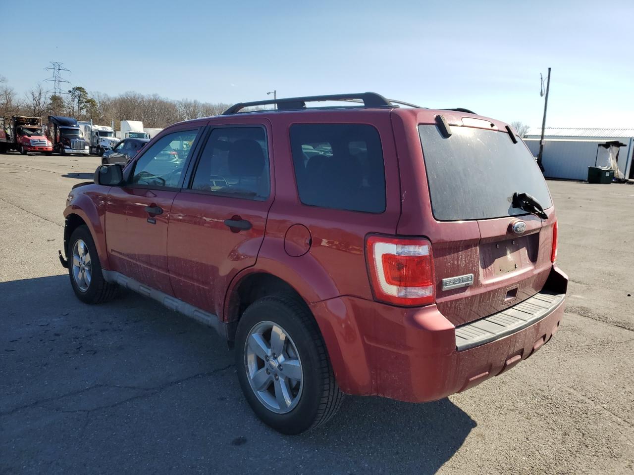 2010 Ford Escape - Image 2