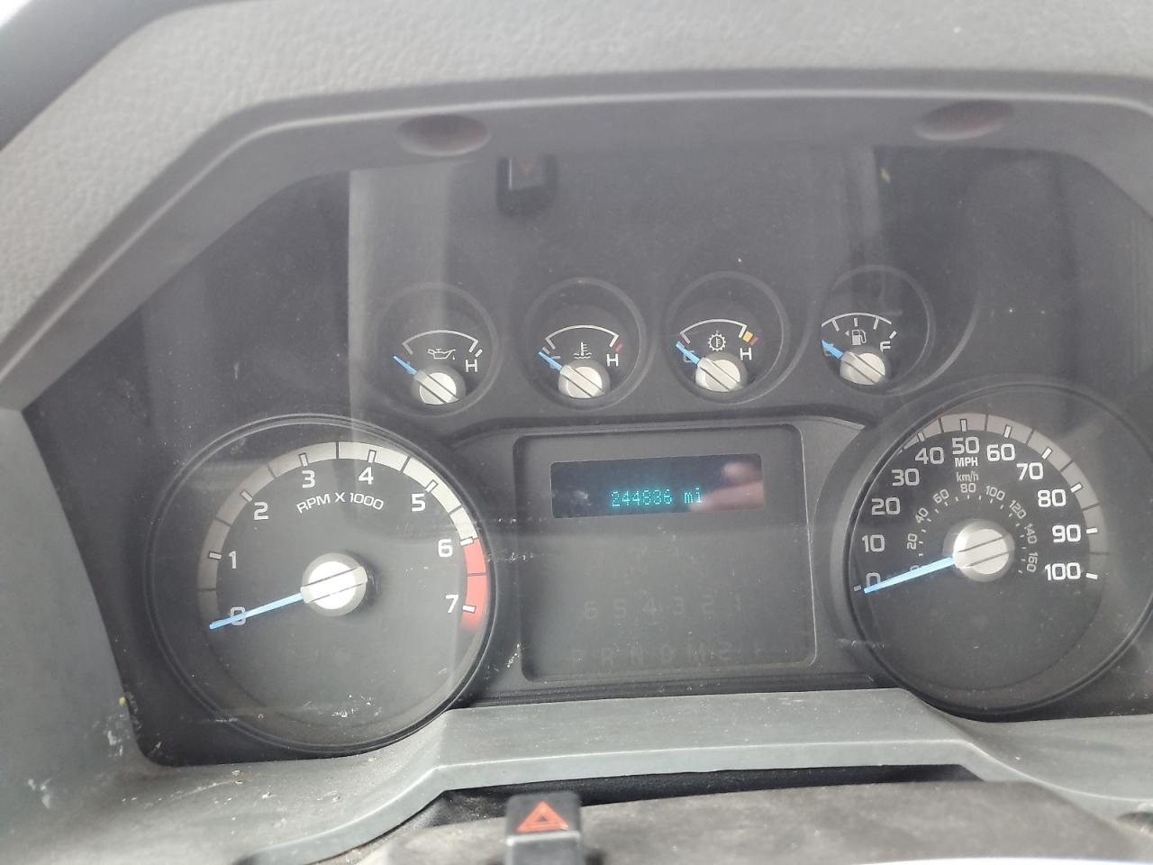 2016 Ford F250 - Image 8