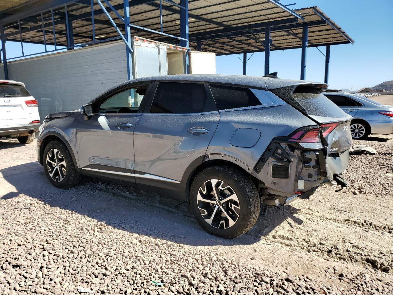 2023 Kia Sportage - Image 2