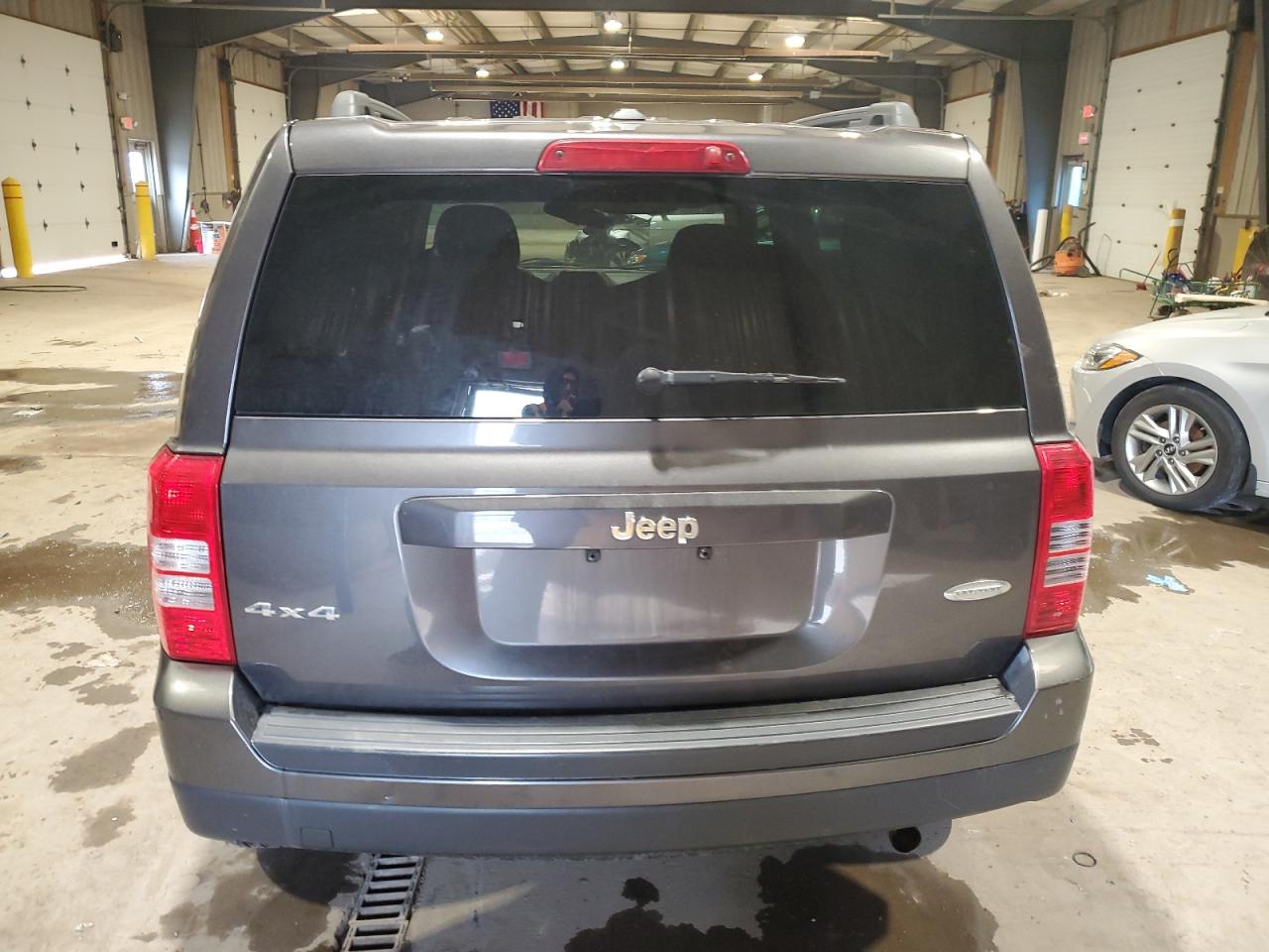 2015 Jeep Liberty (Patriot) - Image 6