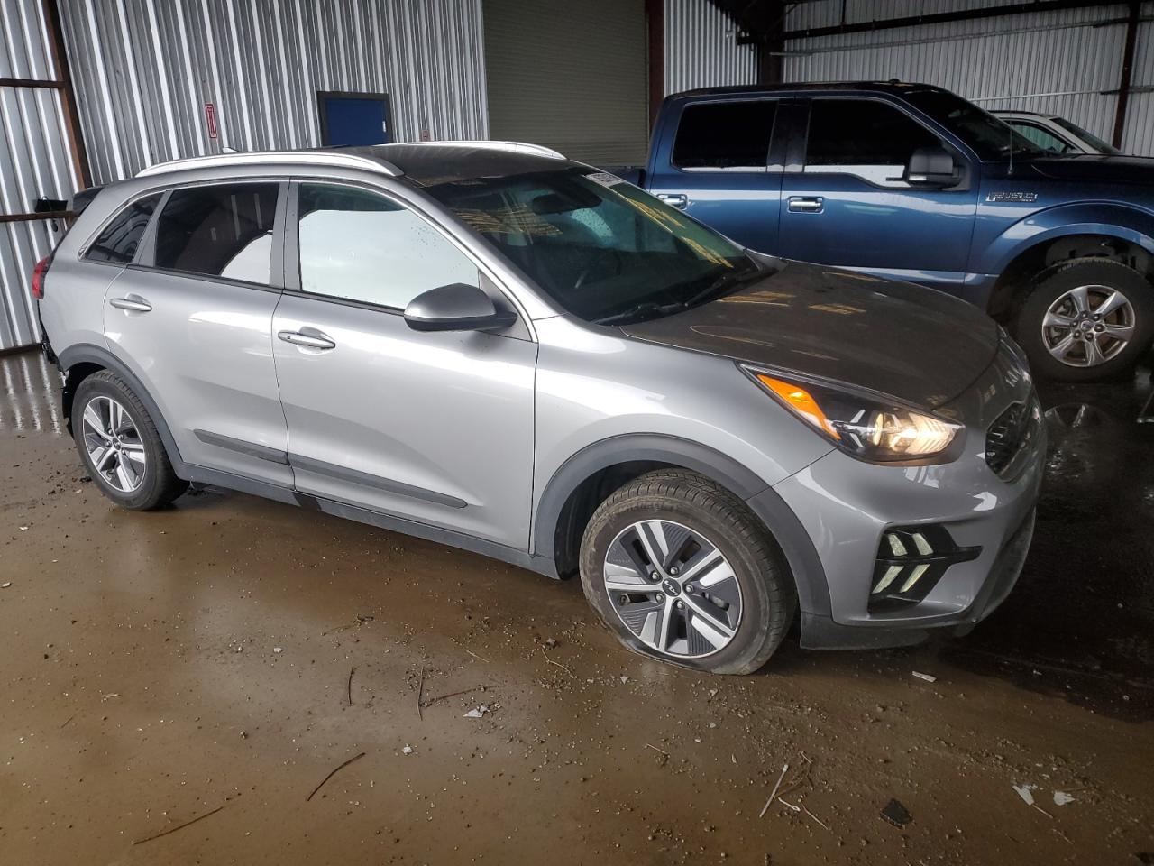 2022 Kia Niro - Image 4