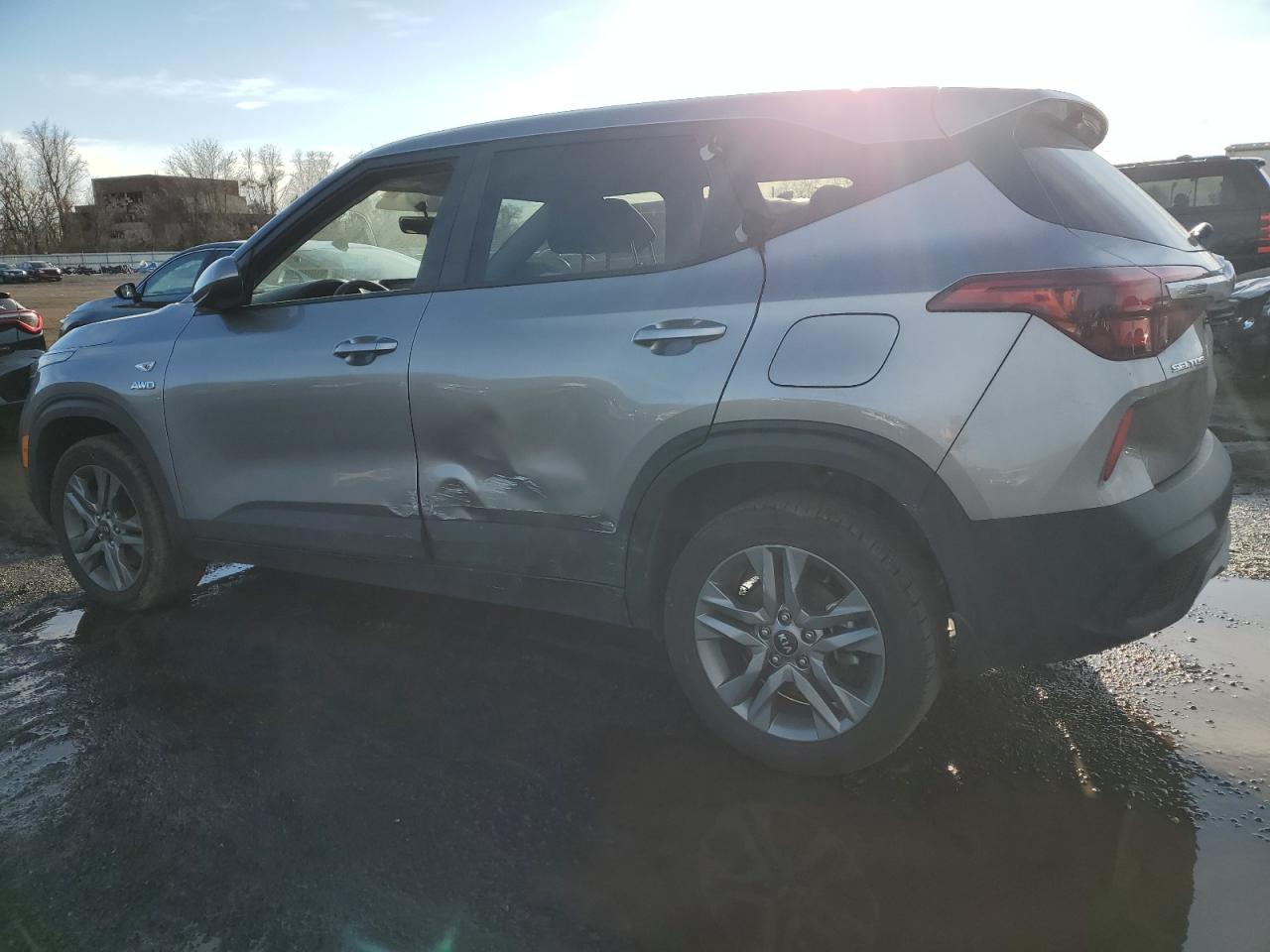 2021 Kia Seltos - Image 2
