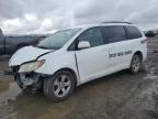 2014 Toyota Sienna Le იყიდება San Diego-ში, CA - Front End