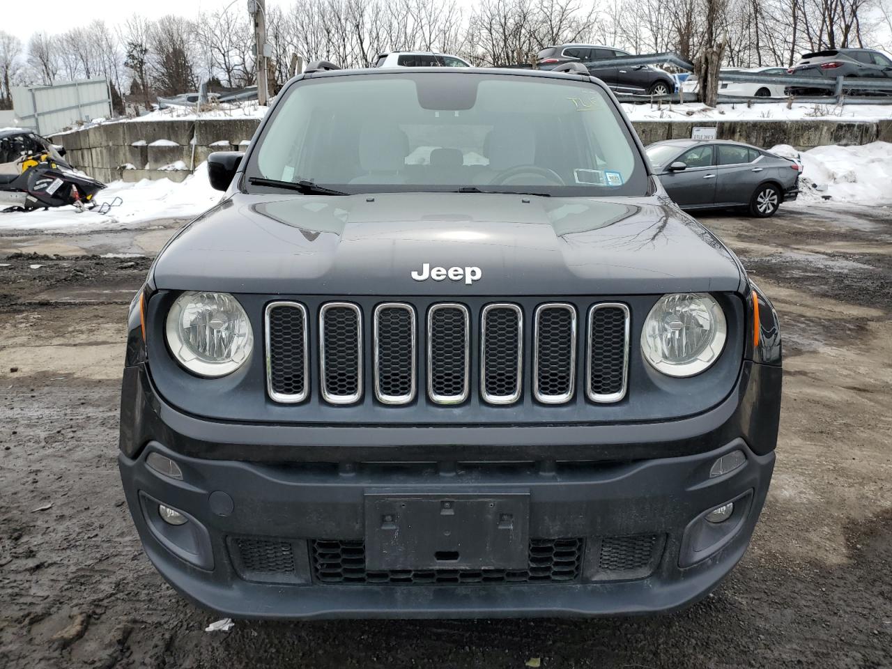 2015 Jeep Renegade - Image 5