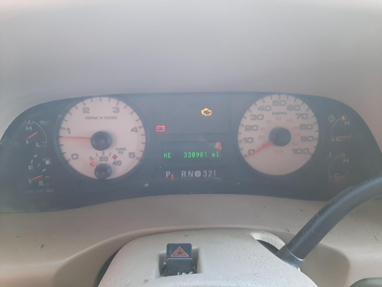 2006 Ford F350 - Image 9