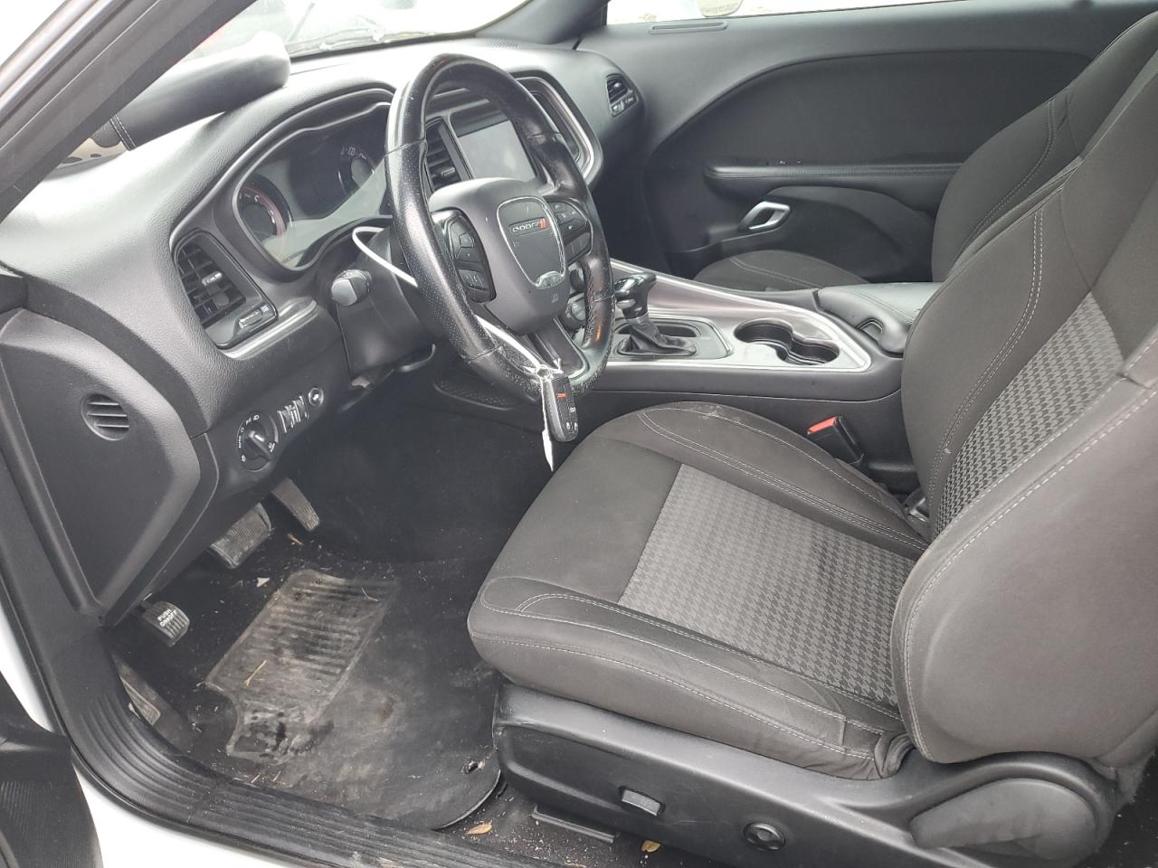2020 Dodge Challenger - Image 7