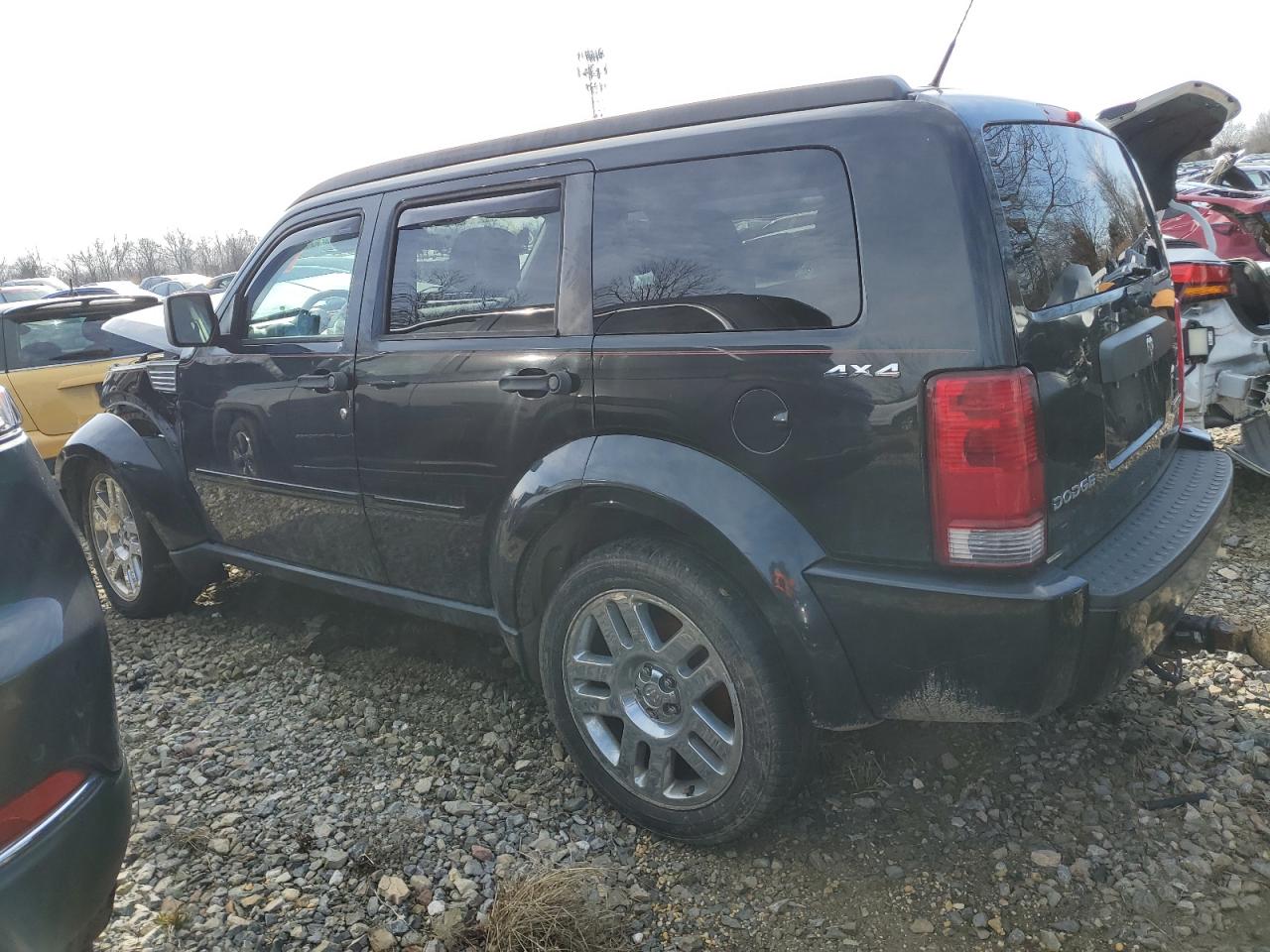 2011 Dodge Nitro - Image 2