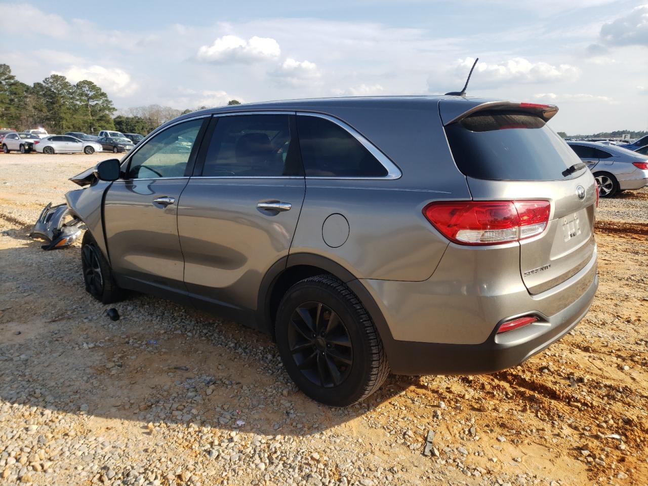 2017 Kia Sorento - Image 2