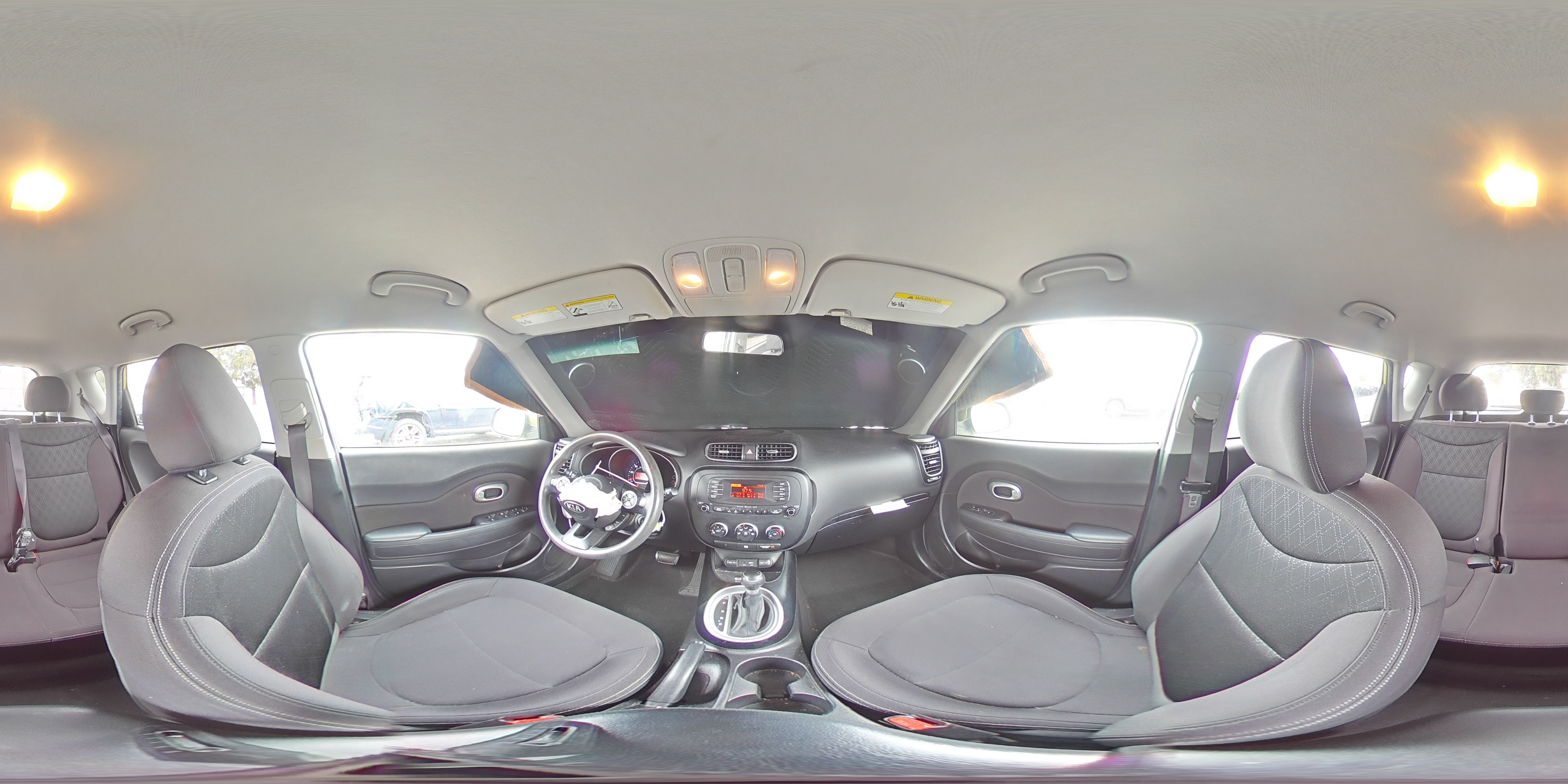 2015 Kia Soul - Image 13