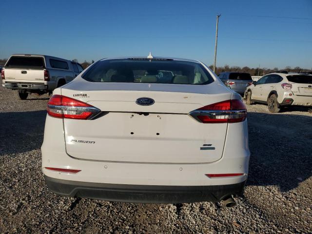  FORD FUSION 2019 Biały