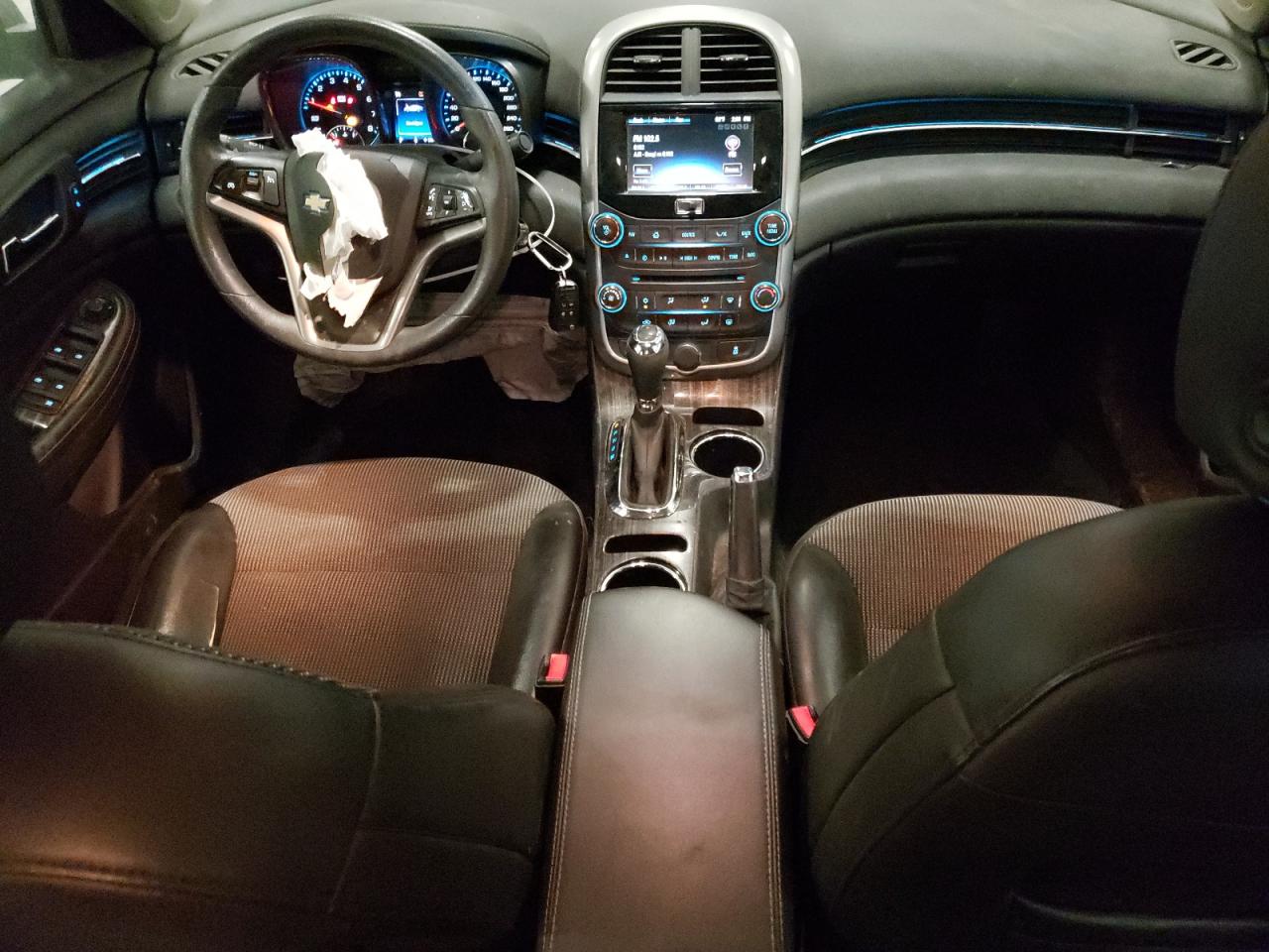 2015 Chevrolet Malibu - Image 8