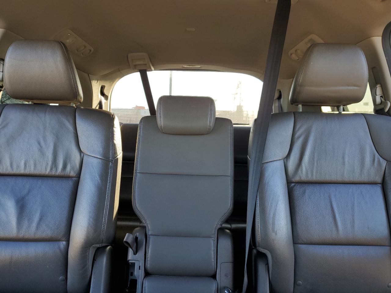 2012 Honda Odyssey - Image 10