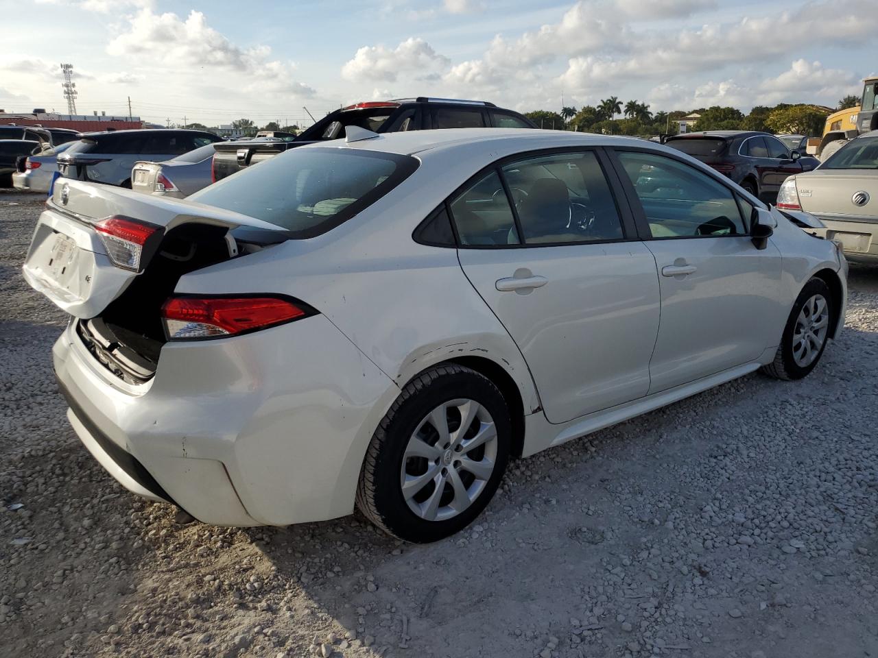 2020 Toyota Corolla - Image 3