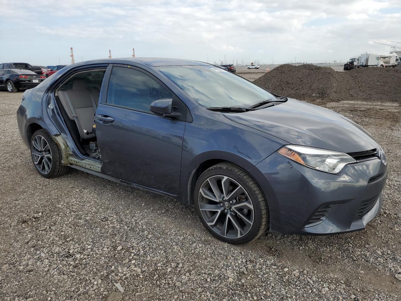 2015 Toyota Corolla - Image 4