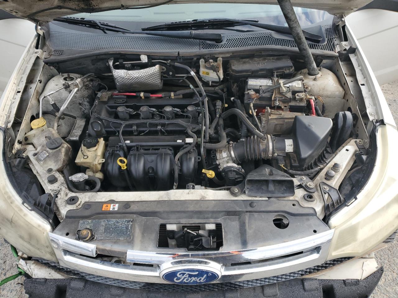2010 Ford Focus - Image 12