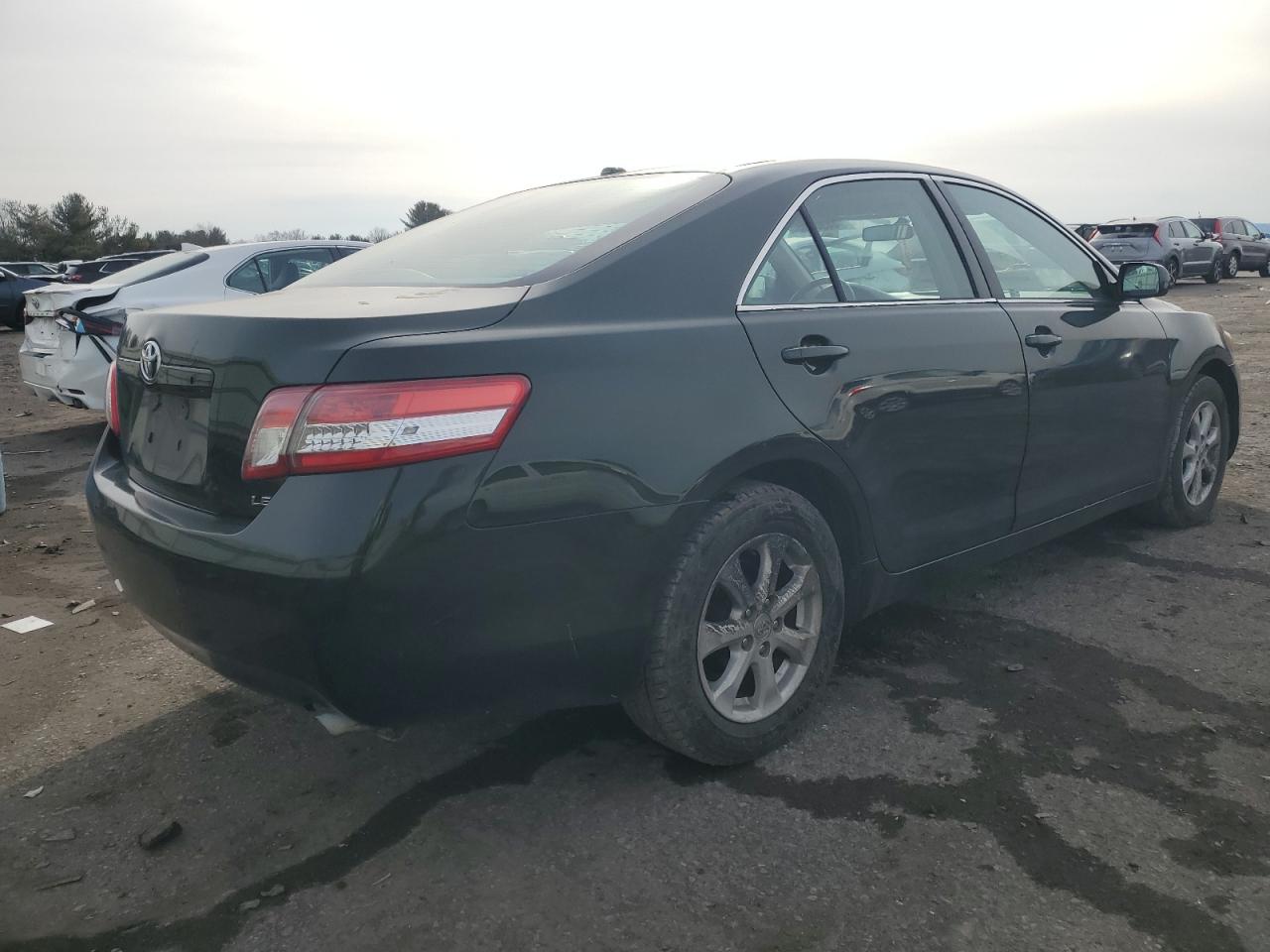 2011 Toyota Camry - Image 3